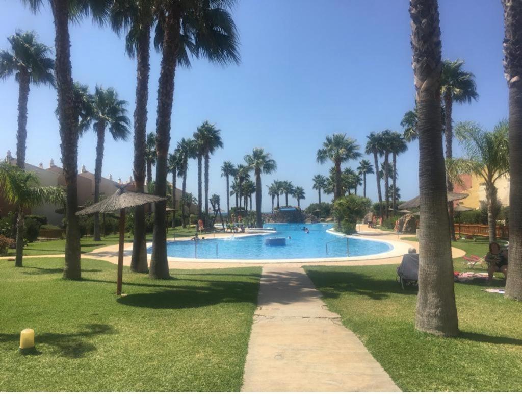 Estupendo Apartamento Urbanizacion Jardines De Zahara. Zahara De Los Atunes Kültér fotó